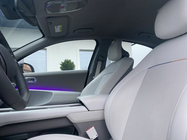 Черный Хендай Ioniq, объемом двигателя 0 л и пробегом 17 тыс. км за 24400 $, фото 17 на Automoto.ua