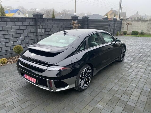 Черный Хендай Ioniq, объемом двигателя 0 л и пробегом 17 тыс. км за 24400 $, фото 5 на Automoto.ua