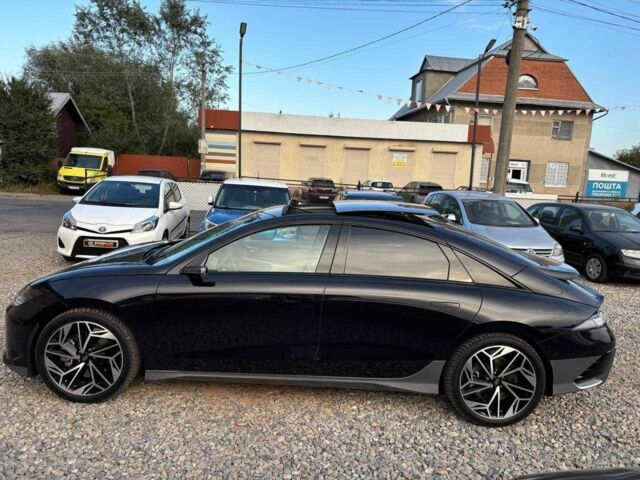 Черный Хендай Ioniq, объемом двигателя 0 л и пробегом 14 тыс. км за 33499 $, фото 4 на Automoto.ua
