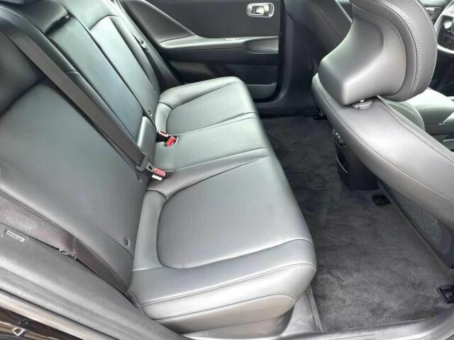 Черный Хендай Ioniq, объемом двигателя 0 л и пробегом 24 тыс. км за 13500 $, фото 11 на Automoto.ua