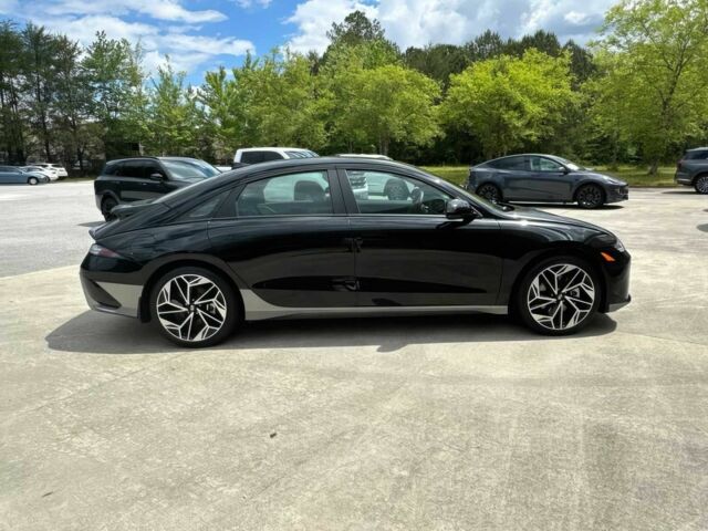 Черный Хендай Ioniq, объемом двигателя 0 л и пробегом 24 тыс. км за 13500 $, фото 7 на Automoto.ua