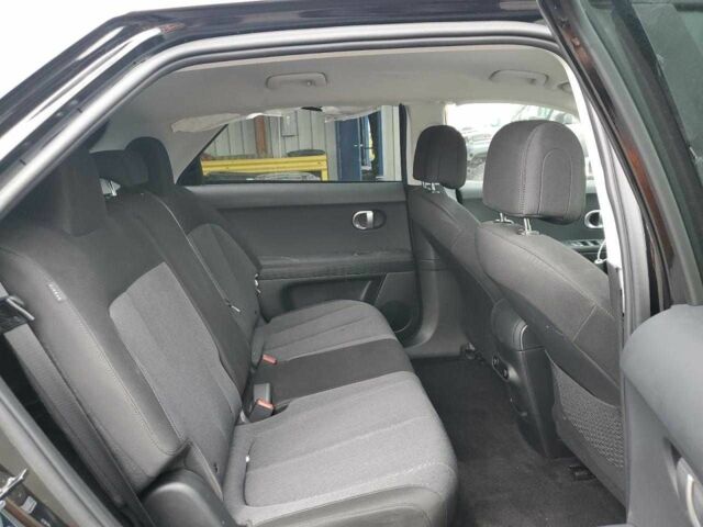 Черный Хендай Ioniq, объемом двигателя 0 л и пробегом 17 тыс. км за 12000 $, фото 9 на Automoto.ua