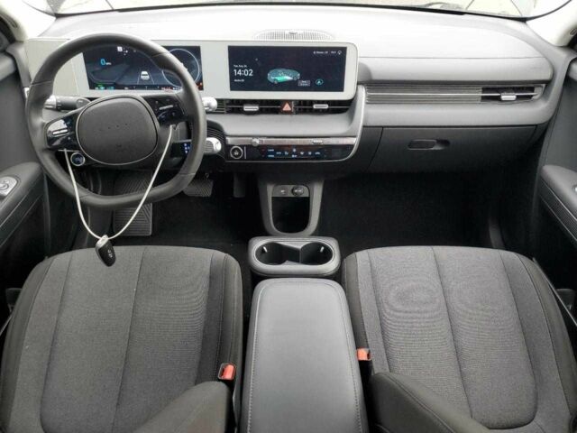 Черный Хендай Ioniq, объемом двигателя 0 л и пробегом 17 тыс. км за 12000 $, фото 7 на Automoto.ua