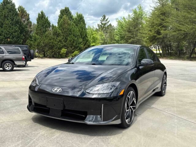 Черный Хендай Ioniq, объемом двигателя 0 л и пробегом 24 тыс. км за 13500 $, фото 2 на Automoto.ua