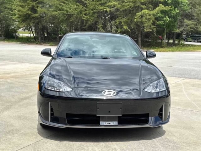 Черный Хендай Ioniq, объемом двигателя 0 л и пробегом 24 тыс. км за 13500 $, фото 1 на Automoto.ua