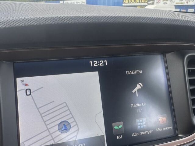 Черный Хендай Ioniq, объемом двигателя 0 л и пробегом 121 тыс. км за 12900 $, фото 13 на Automoto.ua