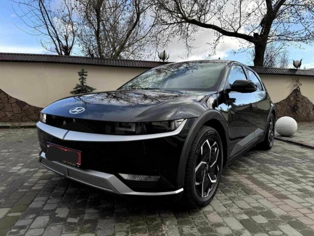 Чорний Хендай Ioniq, об'ємом двигуна 0 л та пробігом 90 тис. км за 24100 $, фото 3 на Automoto.ua