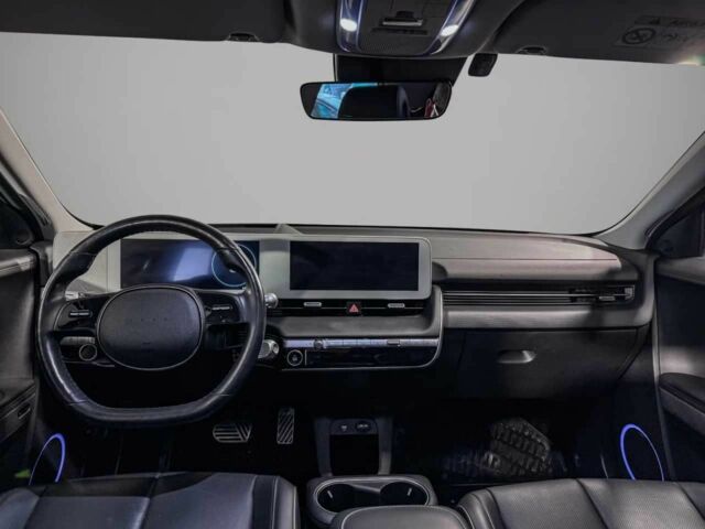 Черный Хендай Ioniq, объемом двигателя 0 л и пробегом 64 тыс. км за 29500 $, фото 8 на Automoto.ua