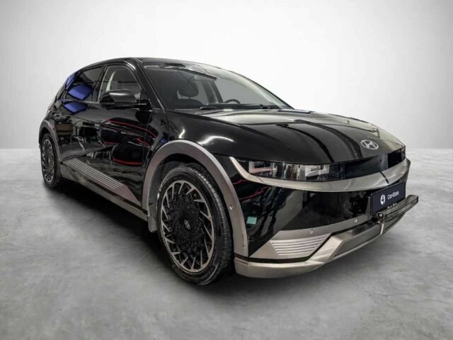 Черный Хендай Ioniq, объемом двигателя 0 л и пробегом 64 тыс. км за 29500 $, фото 1 на Automoto.ua