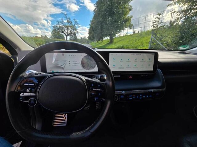 Чорний Хендай Ioniq, об'ємом двигуна 0 л та пробігом 89 тис. км за 26500 $, фото 8 на Automoto.ua