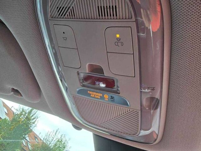 Чорний Хендай Ioniq, об'ємом двигуна 0 л та пробігом 89 тис. км за 26500 $, фото 21 на Automoto.ua