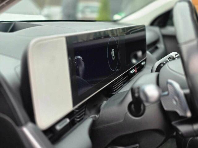 Черный Хендай Ioniq, объемом двигателя 0 л и пробегом 91 тыс. км за 25900 $, фото 6 на Automoto.ua