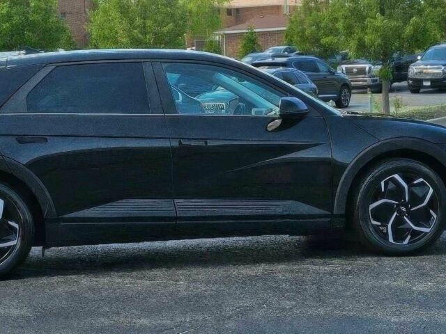 Черный Хендай Ioniq, объемом двигателя 0 л и пробегом 17 тыс. км за 11600 $, фото 4 на Automoto.ua