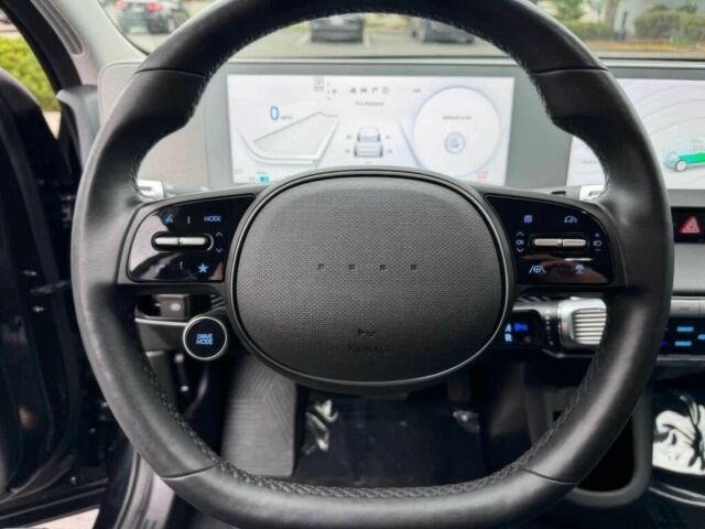 Чорний Хендай Ioniq, об'ємом двигуна 0 л та пробігом 11 тис. км за 12700 $, фото 7 на Automoto.ua
