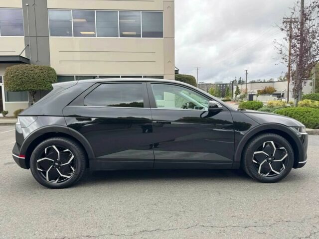 Черный Хендай Ioniq, объемом двигателя 0 л и пробегом 24 тыс. км за 9800 $, фото 7 на Automoto.ua