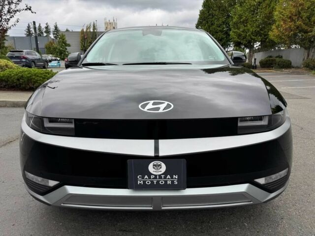 Черный Хендай Ioniq, объемом двигателя 0 л и пробегом 24 тыс. км за 9800 $, фото 1 на Automoto.ua