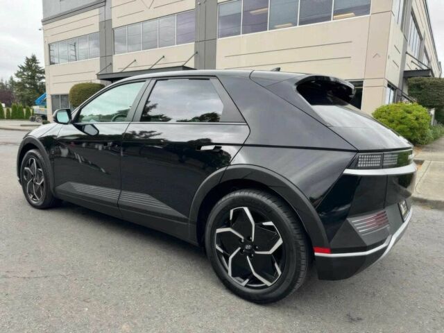 Чорний Хендай Ioniq, об'ємом двигуна 0 л та пробігом 11 тис. км за 12700 $, фото 5 на Automoto.ua