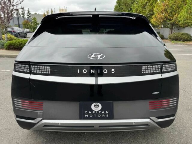 Черный Хендай Ioniq, объемом двигателя 0 л и пробегом 24 тыс. км за 9800 $, фото 5 на Automoto.ua