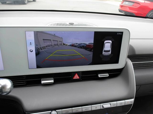 Черный Хендай Ioniq, объемом двигателя 0 л и пробегом 23 тыс. км за 14000 $, фото 9 на Automoto.ua