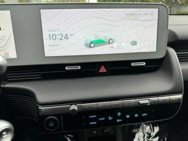 Черный Хендай Ioniq, объемом двигателя 0 л и пробегом 14 тыс. км за 14800 $, фото 11 на Automoto.ua