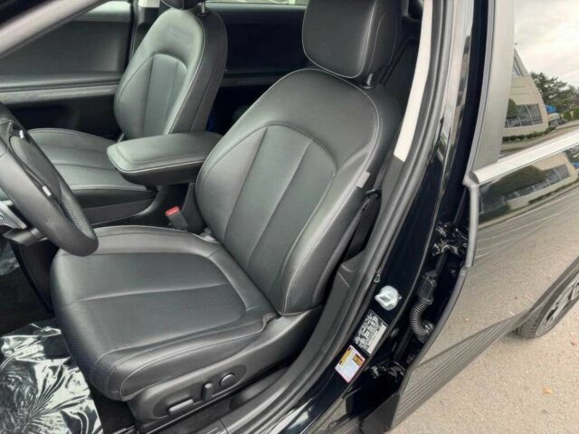 Чорний Хендай Ioniq, об'ємом двигуна 0 л та пробігом 11 тис. км за 12700 $, фото 9 на Automoto.ua