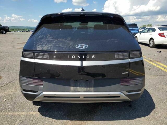 Черный Хендай Ioniq, объемом двигателя 0 л и пробегом 45 тыс. км за 9900 $, фото 5 на Automoto.ua