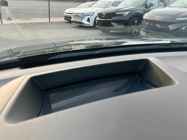 Черный Хендай Ioniq, объемом двигателя 0 л и пробегом 20 тыс. км за 22000 $, фото 11 на Automoto.ua