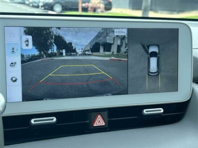 Черный Хендай Ioniq, объемом двигателя 0 л и пробегом 25 тыс. км за 15500 $, фото 6 на Automoto.ua