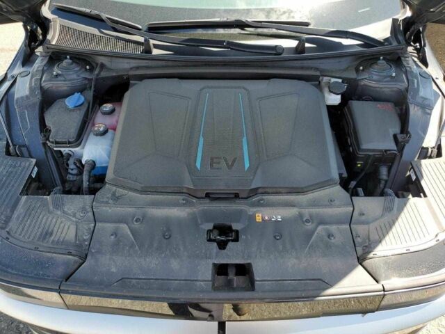 Черный Хендай Ioniq, объемом двигателя 0 л и пробегом 45 тыс. км за 9900 $, фото 11 на Automoto.ua