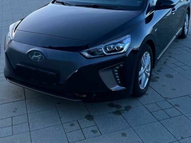 Чорний Хендай Ioniq, об'ємом двигуна 0 л та пробігом 45 тис. км за 17300 $, фото 6 на Automoto.ua