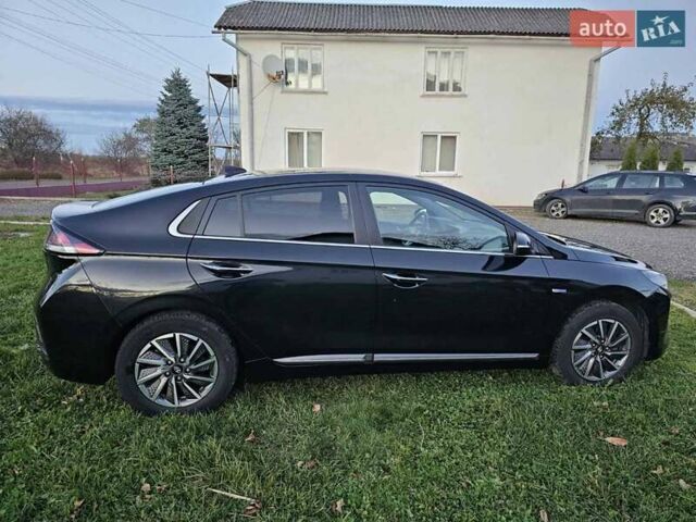 Черный Хендай Ioniq, объемом двигателя 0 л и пробегом 180 тыс. км за 14300 $, фото 14 на Automoto.ua