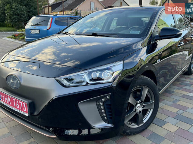 Чорний Хендай Ioniq, об'ємом двигуна 0 л та пробігом 94 тис. км за 13890 $, фото 8 на Automoto.ua