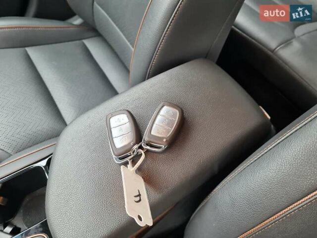 Черный Хендай Ioniq, объемом двигателя 0 л и пробегом 142 тыс. км за 13500 $, фото 16 на Automoto.ua