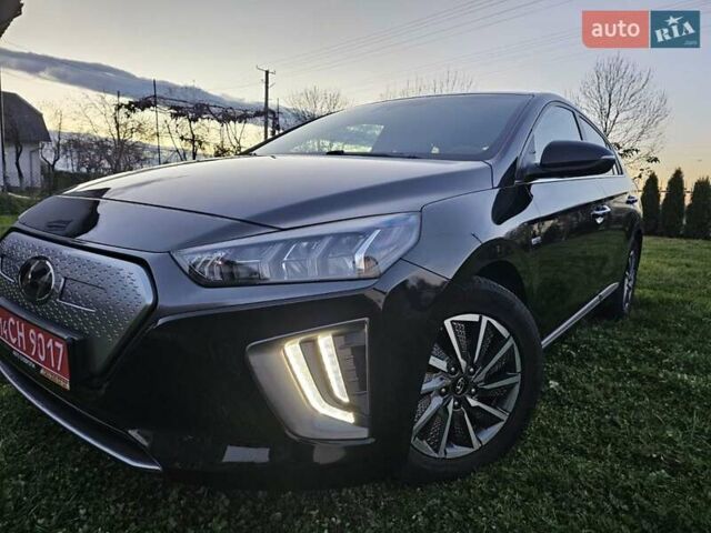 Черный Хендай Ioniq, объемом двигателя 0 л и пробегом 180 тыс. км за 14300 $, фото 11 на Automoto.ua