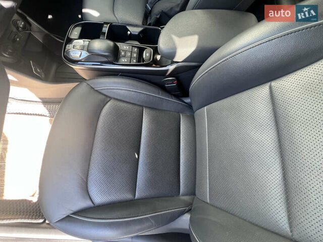 Чорний Хендай Ioniq, об'ємом двигуна 0 л та пробігом 71 тис. км за 15900 $, фото 14 на Automoto.ua