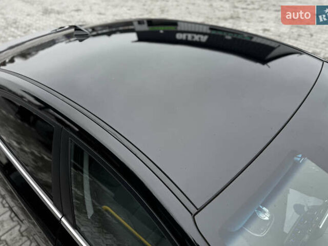 Черный Хендай Ioniq, объемом двигателя 0 л и пробегом 47 тыс. км за 16100 $, фото 54 на Automoto.ua