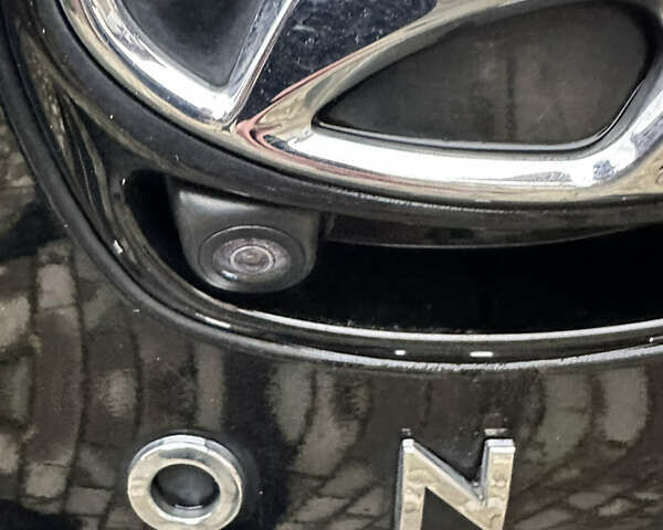 Черный Хендай Ioniq, объемом двигателя 0 л и пробегом 119 тыс. км за 15999 $, фото 27 на Automoto.ua