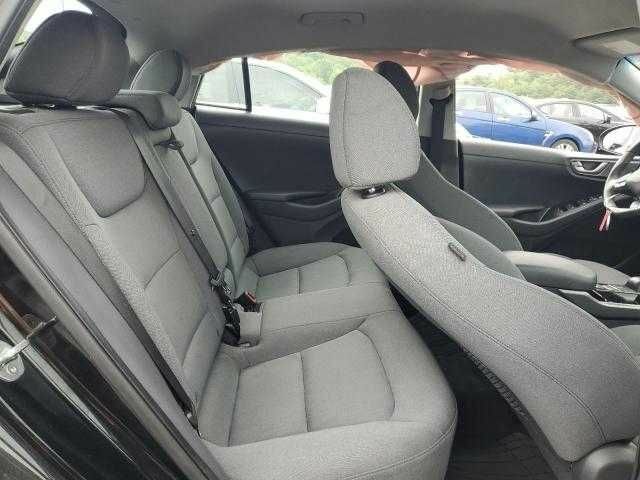 Чорний Хендай Ioniq, об'ємом двигуна 0 л та пробігом 150 тис. км за 9300 $, фото 9 на Automoto.ua