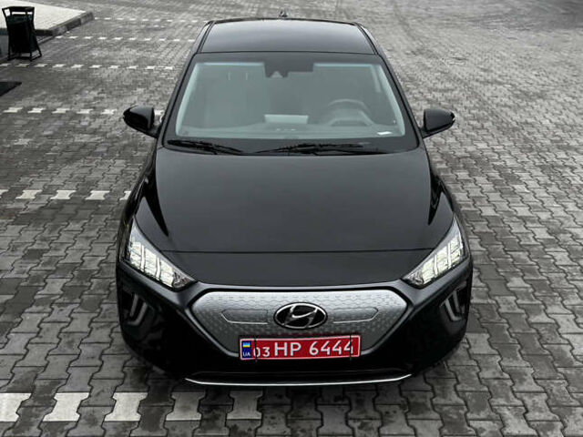 Черный Хендай Ioniq, объемом двигателя 0 л и пробегом 47 тыс. км за 16100 $, фото 17 на Automoto.ua