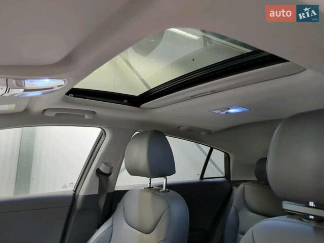 Черный Хендай Ioniq, объемом двигателя 0 л и пробегом 119 тыс. км за 16500 $, фото 12 на Automoto.ua