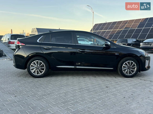 Черный Хендай Ioniq, объемом двигателя 0 л и пробегом 158 тыс. км за 15450 $, фото 14 на Automoto.ua