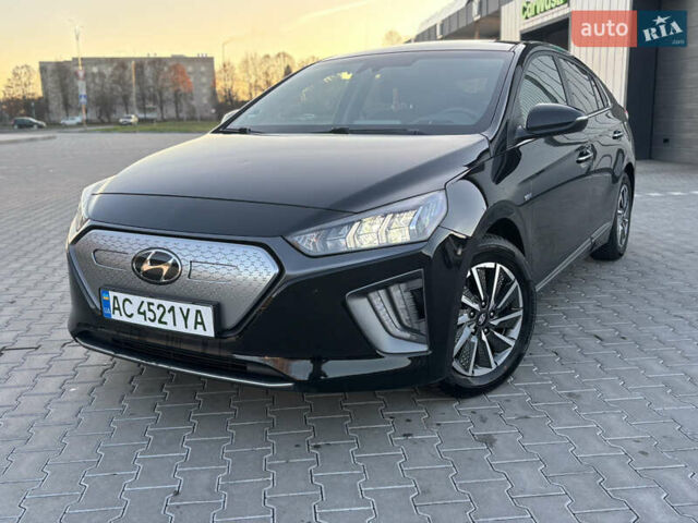 Черный Хендай Ioniq, объемом двигателя 0 л и пробегом 158 тыс. км за 15450 $, фото 1 на Automoto.ua