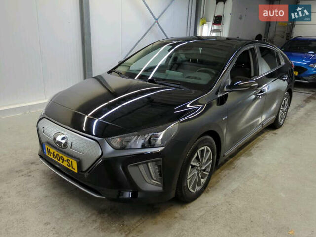 Черный Хендай Ioniq, объемом двигателя 0 л и пробегом 119 тыс. км за 16500 $, фото 1 на Automoto.ua