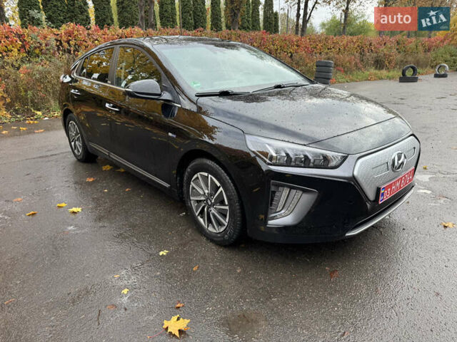Хендай Ioniq 2020 у Луцьку на Automoto.ua Чорний Хендай Ioniq, об'ємом двигуна 0 л та пробігом 70 тис. км за 14900 $, фото 2 на Automoto.ua