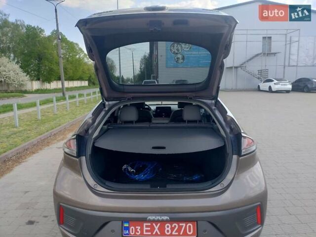 Коричневый Хендай Ioniq, объемом двигателя 0 л и пробегом 136 тыс. км за 15700 $, фото 14 на Automoto.ua