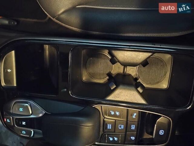 Коричневый Хендай Ioniq, объемом двигателя 0 л и пробегом 136 тыс. км за 15700 $, фото 37 на Automoto.ua