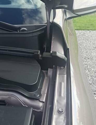 Коричневый Хендай Ioniq, объемом двигателя 0 л и пробегом 87 тыс. км за 15000 $, фото 17 на Automoto.ua