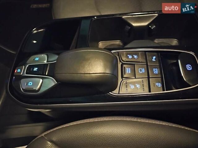 Коричневый Хендай Ioniq, объемом двигателя 0 л и пробегом 136 тыс. км за 15700 $, фото 31 на Automoto.ua
