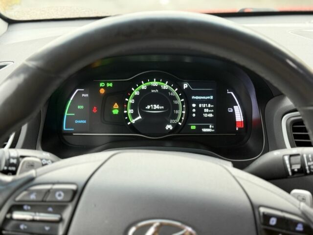 Красный Хендай Ioniq, объемом двигателя 0 л и пробегом 192 тыс. км за 10500 $, фото 14 на Automoto.ua