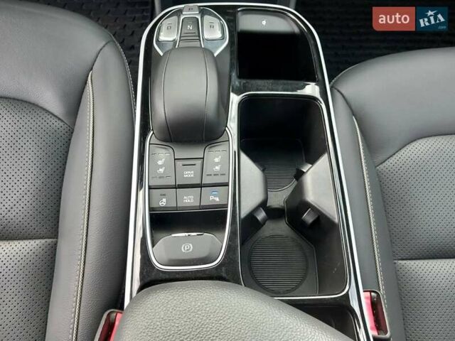 Червоний Хендай Ioniq, об'ємом двигуна 0 л та пробігом 53 тис. км за 14800 $, фото 26 на Automoto.ua